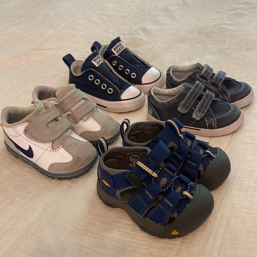 Baby boy size 4 shoe bundle